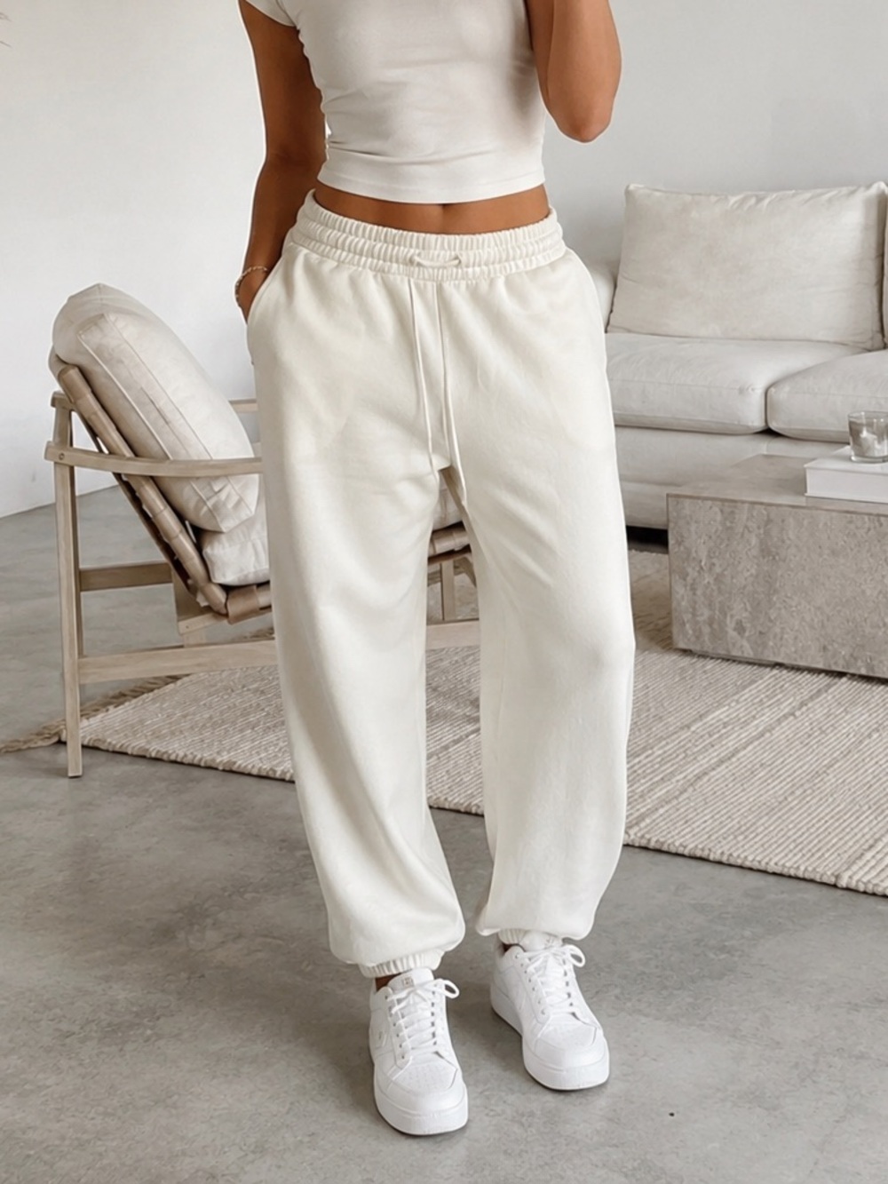 Zara Women's Cream Elastic-Waist Jogger Pants